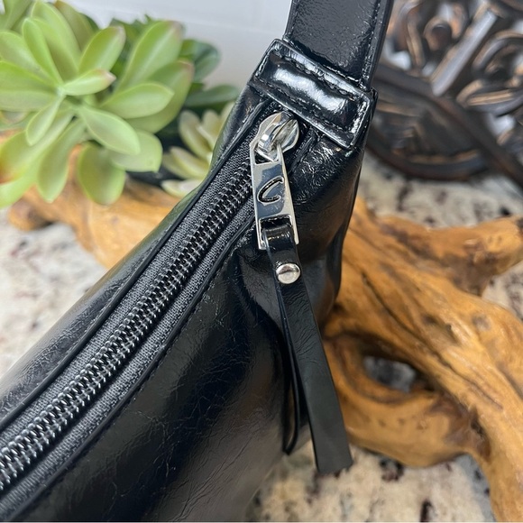 Circus NY Patent Leather Hand Bag - Picture 6 of 9